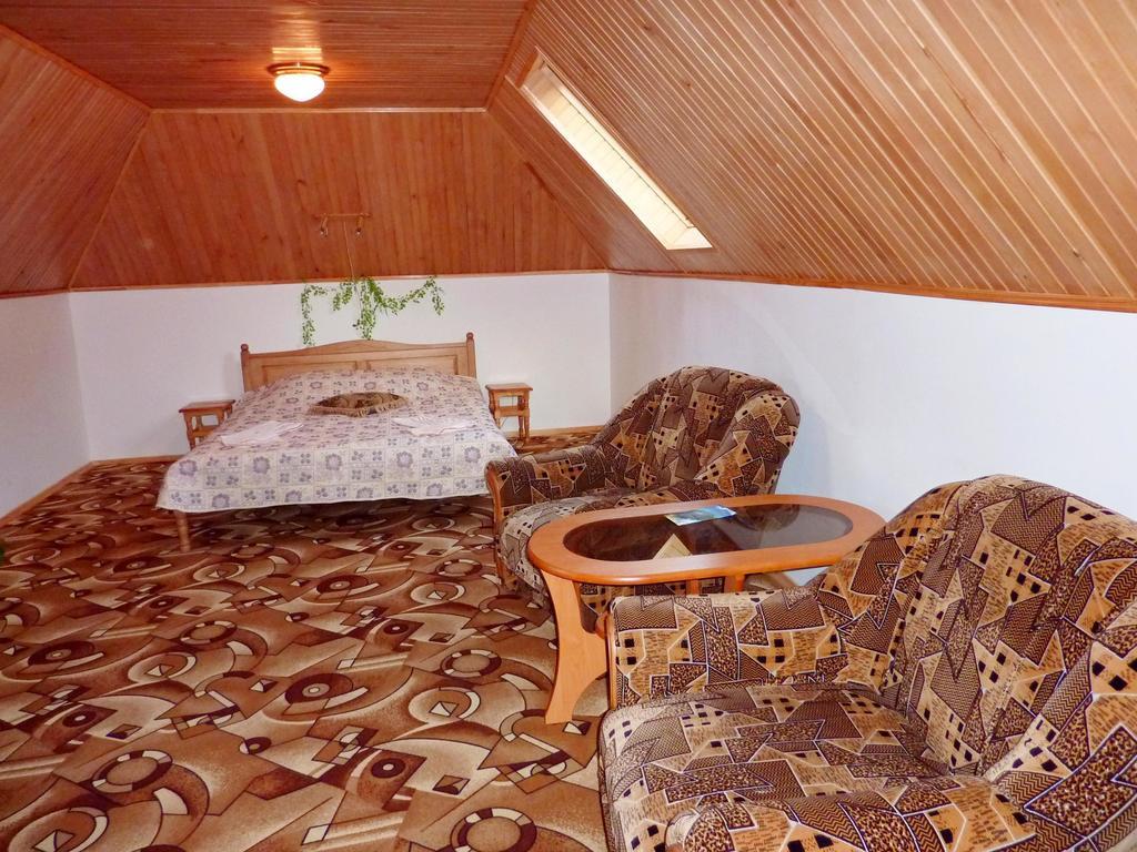 Sadyba Bilya Richky ياريمتشي الغرفة الصورة
